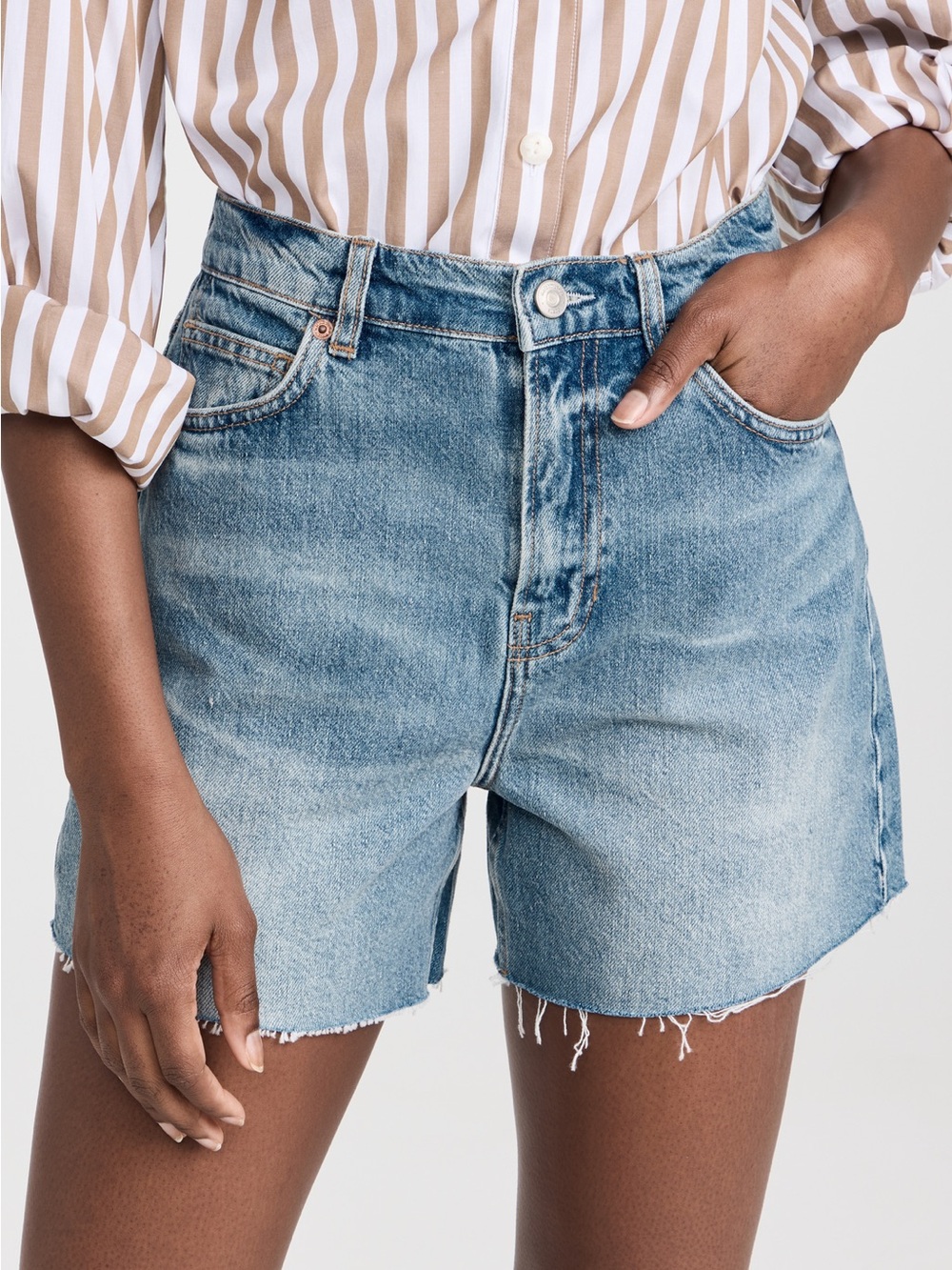 Reformation Wilder Shorts 25